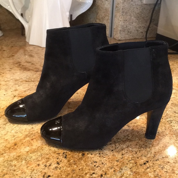 Chanel booties size 39 1/2 but fits size 9/39 also - Picture 5 of 8